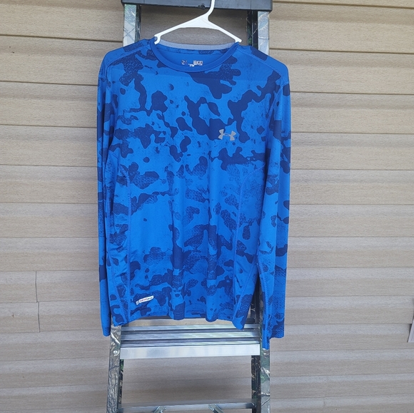 Under Armour Other - Men's medium long sleeve Under Armour t shirt. Heat gear in blue